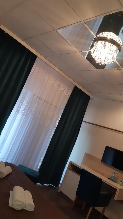 Hotel & Restauracja Glass Radom Dış mekan fotoğraf