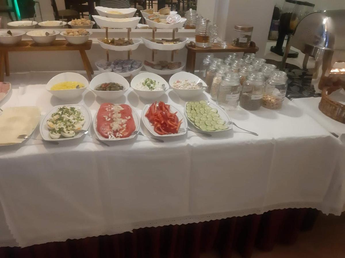 Hotel & Restauracja Glass Radom Dış mekan fotoğraf
