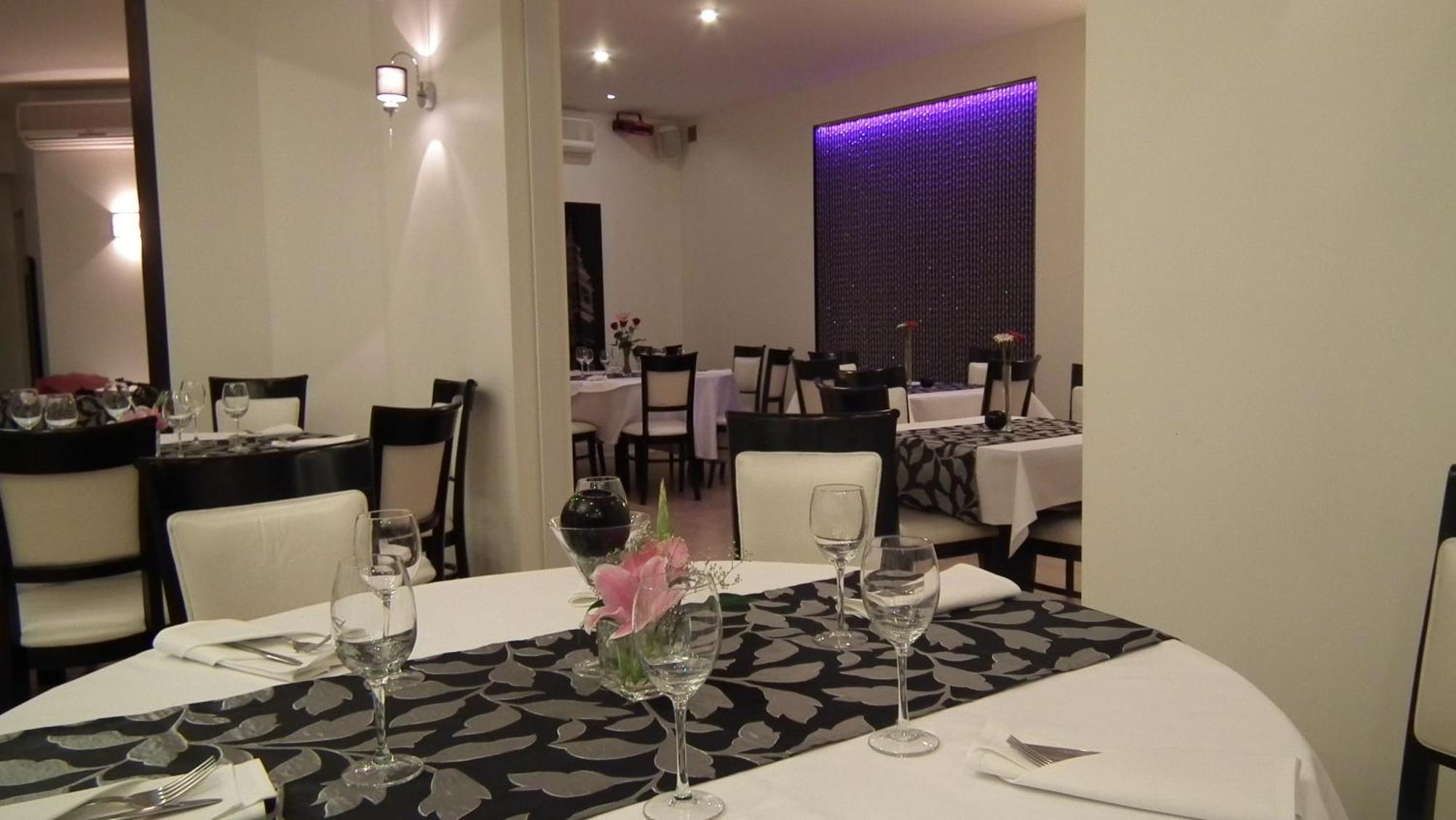 Hotel & Restauracja Glass Radom Dış mekan fotoğraf