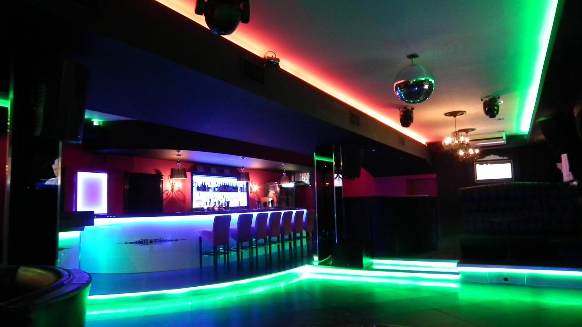 Hotel & Restauracja Glass Radom Dış mekan fotoğraf